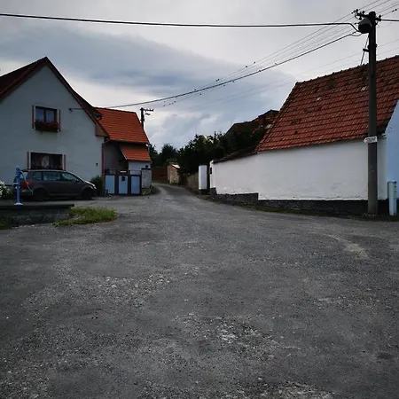 Chalupa Komusin Hostel